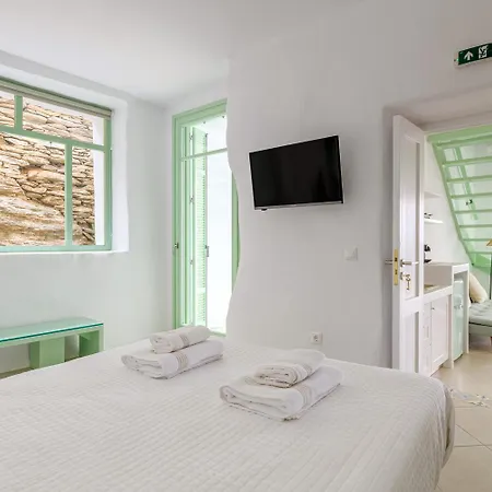Demilia Luxury Suites Batsi  Exterior photo