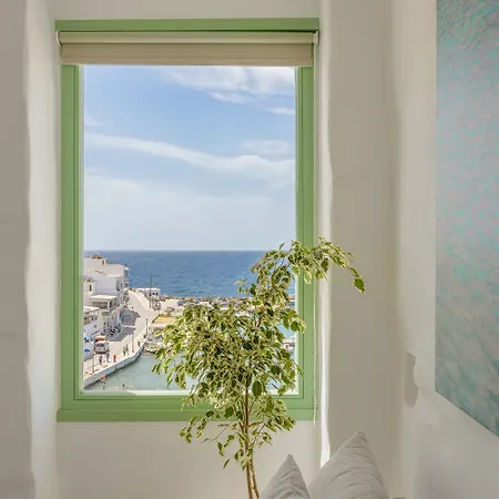 Demilia Luxury Suites Batsi  Exterior photo