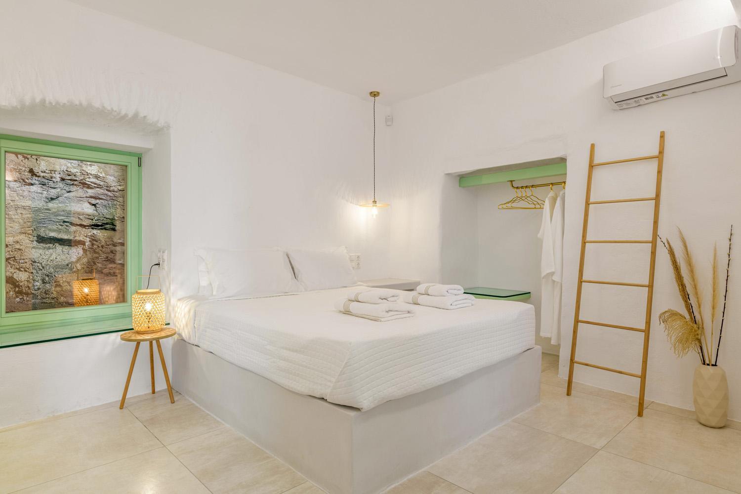 Demilia Luxury Batsíon