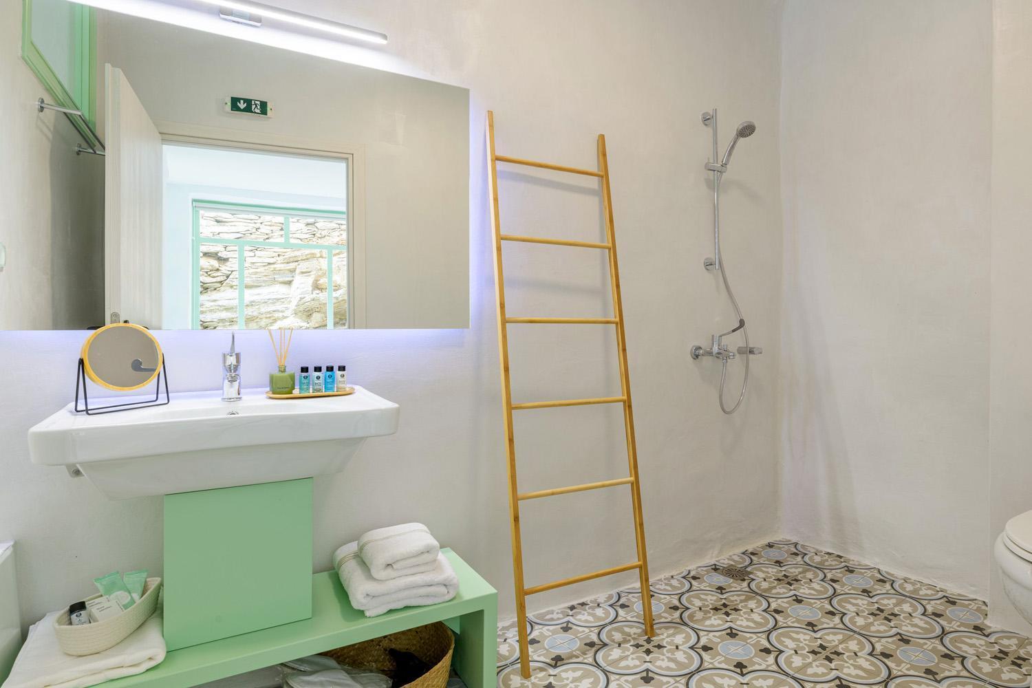 Demilia Luxury