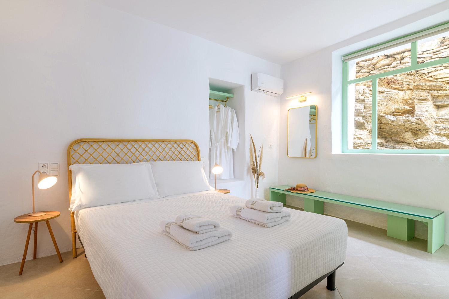 Demilia Luxury