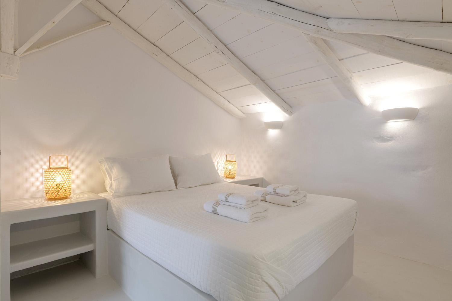 Demilia Luxury *